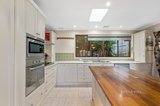 https://images.listonce.com.au/custom/160x/listings/5-dunwold-way-vermont-vic-3133/979/01589979_img_06.jpg?iC5uzTXKPW8