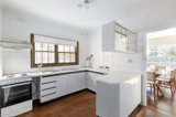 https://images.listonce.com.au/custom/160x/listings/5-east-boundary-road-bentleigh-east-vic-3165/252/00969252_img_06.jpg?YcTZIWEKiZc