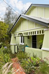 https://images.listonce.com.au/custom/160x/listings/5-edith-street-preston-vic-3072/490/01636490_img_02.jpg?eGIDawJn3n0