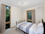 https://images.listonce.com.au/custom/160x/listings/5-eldorado-street-strathmore-vic-3041/600/00847600_img_08.jpg?ShPZ9AMx8Ig