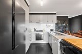 https://images.listonce.com.au/custom/160x/listings/5-eliza-mews-lilydale-vic-3140/334/01736334_img_04.jpg?FJtw3aPGE5I