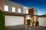 https://images.listonce.com.au/custom/160x/listings/5-elland-place-mulgrave-vic-3170/345/01677345_img_03.jpg?FfKnd8I73Fo