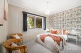 https://images.listonce.com.au/custom/160x/listings/5-ellis-court-mooroolbark-vic-3138/057/01808057_img_14.jpg?3fJxK-zXn_k