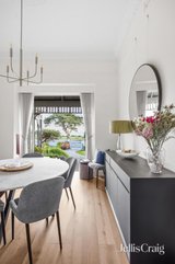 https://images.listonce.com.au/custom/160x/listings/5-esplanade-williamstown-vic-3016/314/01977314_img_09.jpg?jrkX5RLP6kI