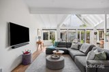 https://images.listonce.com.au/custom/160x/listings/5-esplanade-williamstown-vic-3016/314/01977314_img_10.jpg?2LRcq9CAD44