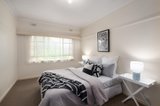 https://images.listonce.com.au/custom/160x/listings/5-esta-street-blackburn-north-vic-3130/412/00977412_img_06.jpg?xv1liNp0Wm0