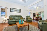 https://images.listonce.com.au/custom/160x/listings/5-evan-street-box-hill-north-vic-3129/462/01743462_img_04.jpg?eYP86mP8tWY