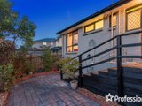 https://images.listonce.com.au/custom/160x/listings/5-evon-avenue-ringwood-east-vic-3135/499/01526499_img_13.jpg?qc4EVWdj0us