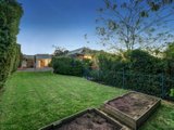 https://images.listonce.com.au/custom/160x/listings/5-eyton-close-chirnside-park-vic-3116/541/01036541_img_09.jpg?09FRFt88jnc