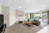 https://images.listonce.com.au/custom/160x/listings/5-fawkner-court-mooroolbark-vic-3138/890/01254890_img_03.jpg?bwHI66j7X78