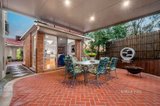 https://images.listonce.com.au/custom/160x/listings/5-fern-court-eltham-north-vic-3095/206/01133206_img_10.jpg?rQVgZXy56Ps