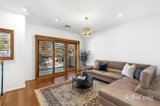 https://images.listonce.com.au/custom/160x/listings/5-ferngully-crescent-south-morang-vic-3752/694/01779694_img_07.jpg?p2pp0Zp4SPY