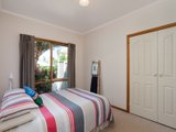 https://images.listonce.com.au/custom/160x/listings/5-fielden-close-mooroolbark-vic-3138/333/01524333_img_12.jpg?geKHZx4NeRg