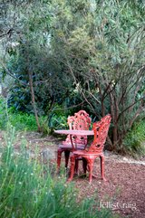 https://images.listonce.com.au/custom/160x/listings/5-finlayson-street-rosanna-vic-3084/054/01954054_img_19.jpg?tSBb-1LSr-A