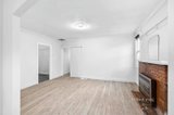 https://images.listonce.com.au/custom/160x/listings/5-flood-street-bendigo-vic-3550/076/01682076_img_11.jpg?SwcyR_33QUY