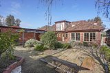 https://images.listonce.com.au/custom/160x/listings/5-florence-street-mentone-vic-3194/469/01883469_img_08.jpg?nNxsu78Eodw