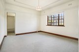 https://images.listonce.com.au/custom/160x/listings/5-florence-street-mentone-vic-3194/556/01741556_img_02.jpg?EifiSvBwgpA