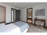 https://images.listonce.com.au/custom/160x/listings/5-frangipani-court-port-melbourne-vic-3207/933/01731933_img_09.jpg?ZslY79JWew0