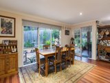 https://images.listonce.com.au/custom/160x/listings/5-frome-street-croydon-vic-3136/477/01525477_img_08.jpg?0EQir52U_no