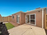https://images.listonce.com.au/custom/160x/listings/5-galanthus-street-charlemont-vic-3217/471/01951471_img_09.jpg?vJ_ppNbz1yI
