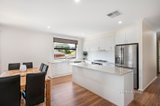 https://images.listonce.com.au/custom/160x/listings/5-galera-court-wandin-north-vic-3139/161/01632161_img_04.jpg?Nt-E4dBcWWg