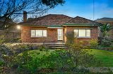 https://images.listonce.com.au/custom/160x/listings/5-gatis-street-glen-iris-vic-3146/381/00545381_img_01.jpg?SpsH_-Av068