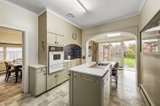 https://images.listonce.com.au/custom/160x/listings/5-gatis-street-glen-iris-vic-3146/381/00545381_img_04.jpg?zgYNtdD1gOM