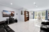 https://images.listonce.com.au/custom/160x/listings/5-geraldine-close-wheelers-hill-vic-3150/311/01389311_img_05.jpg?n4eN024oYxM