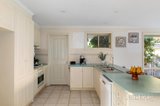 https://images.listonce.com.au/custom/160x/listings/5-gipson-street-diamond-creek-vic-3089/742/01976742_img_04.jpg?pTd_IM5JttE