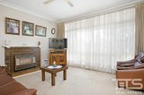https://images.listonce.com.au/custom/160x/listings/5-gish-court-hadfield-vic-3046/550/01772550_img_13.jpg?GsHhb0-Dr-8