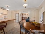 https://images.listonce.com.au/custom/160x/listings/5-gladesville-drive-kilsyth-vic-3137/645/01525645_img_04.jpg?n3G5KHWkzZ8