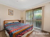 https://images.listonce.com.au/custom/160x/listings/5-gladesville-drive-kilsyth-vic-3137/645/01525645_img_08.jpg?fEQPyC4zyy0