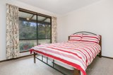 https://images.listonce.com.au/custom/160x/listings/5-glen-street-tylden-vic-3444/152/00678152_img_07.jpg?xjH9kKf-OJQ