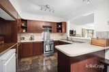 https://images.listonce.com.au/custom/160x/listings/5-glen-street-tylden-vic-3444/981/01913981_img_05.jpg?c3tvWxbDzeE