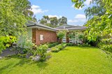 https://images.listonce.com.au/custom/160x/listings/5-glenbrook-close-mooroolbark-vic-3138/789/01841789_img_01.jpg?Bf4YMhRaiGk