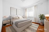 https://images.listonce.com.au/custom/160x/listings/5-glengate-street-hamlyn-heights-vic-3215/913/01934913_img_05.jpg?Gi2LQ1HDUXo
