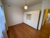 https://images.listonce.com.au/custom/160x/listings/5-glover-street-bentleigh-east-vic-3165/679/01782679_img_11.jpg?HDsKFopX5rE