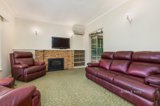 https://images.listonce.com.au/custom/160x/listings/5-goldsmith-crescent-castlemaine-vic-3450/023/01168023_img_09.jpg?nUDdOEcnxcA