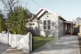 https://images.listonce.com.au/custom/160x/listings/5-gordon-street-fairfield-vic-3078/554/01091554_img_07.jpg?soEofAyVYdg