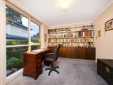 https://images.listonce.com.au/custom/160x/listings/5-gracefield-drive-box-hill-north-vic-3129/913/01683913_img_08.jpg?gswdp5p69WY