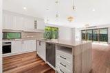 https://images.listonce.com.au/custom/160x/listings/5-grasmere-avenue-doncaster-east-vic-3109/776/01911776_img_04.jpg?WufNF7OMCqw