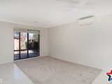 https://images.listonce.com.au/custom/160x/listings/5-gray-court-mooroolbark-vic-3138/330/01526330_img_02.jpg?I2jvhYZY3Ok