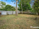 https://images.listonce.com.au/custom/160x/listings/5-greenhills-avenue-montrose-vic-3765/006/01525006_img_04.jpg?AM418CFOf9A