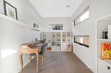https://images.listonce.com.au/custom/160x/listings/5-hakea-close-greensborough-vic-3088/348/01809348_img_05.jpg?NeebL5DWJkY