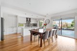 https://images.listonce.com.au/custom/160x/listings/5-hakea-close-greensborough-vic-3088/348/01809348_img_09.jpg?CyY0S1SHj3s