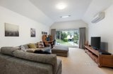 https://images.listonce.com.au/custom/160x/listings/5-hanwell-court-glen-waverley-vic-3150/455/01151455_img_06.jpg?5rc7Wn7oLlY