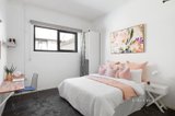 https://images.listonce.com.au/custom/160x/listings/5-hardwicke-street-north-melbourne-vic-3051/513/01503513_img_06.jpg?a1jNINw-M0Y