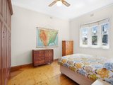 https://images.listonce.com.au/custom/160x/listings/5-hawthorn-street-yarraville-vic-3013/297/01202297_img_05.jpg?e3V8UNjBaT0