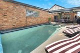 https://images.listonce.com.au/custom/160x/listings/5-hayward-street-pascoe-vale-south-vic-3044/203/01990203_img_19.jpg?pYQkJ9MHnVM