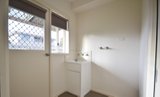 https://images.listonce.com.au/custom/160x/listings/5-heath-close-mooroolbark-vic-3138/523/01732523_img_05.jpg?gAqBwaOZ3Y4